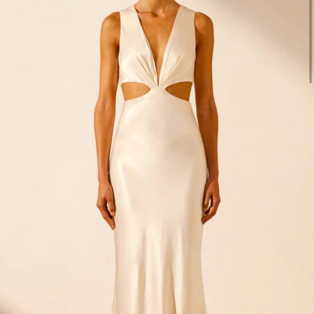 NWT Shona Joy La Lune Plunge Cut Out Maxi Dress in Cream